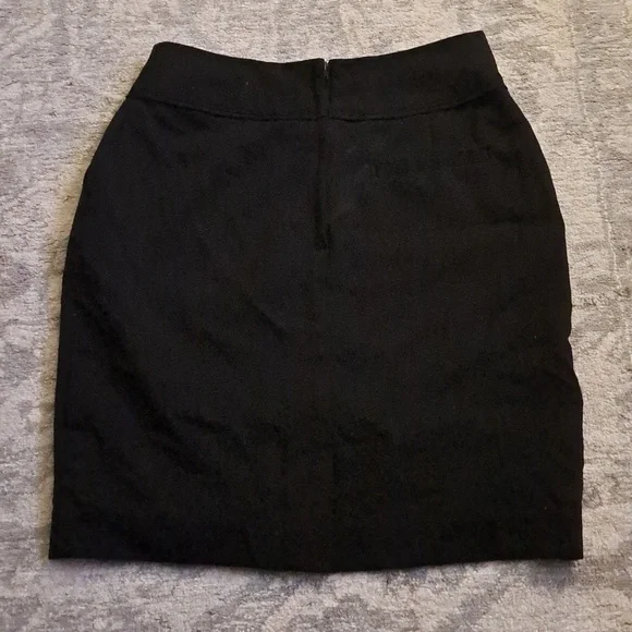 H&M Pencil Skirt - Picture 2 of 4